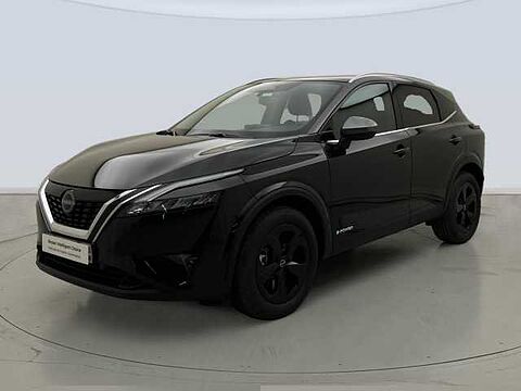 Nissan Qashqai E-POWER Black Edition 140 kW (190 CV) Midnight black con techo Skyline Grey (metalizado)