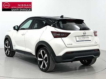 Nissan Juke 1.6 HYBRID HEV 143 TEKNA AUTO 5P Lunar White + Midnight Black Metalizado